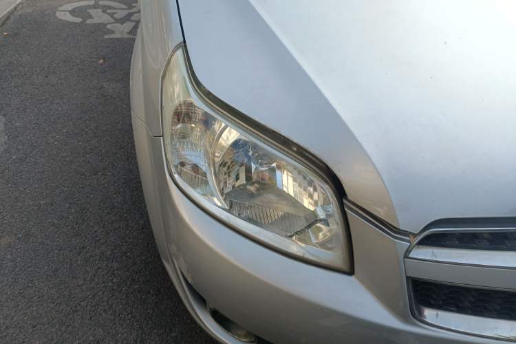 Used Chevrolet Lova 2010 1.4 MT Fengdu Version Right Front Headlight