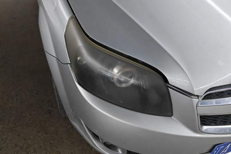 Used Chevrolet Lova 2010 1.4 AT Fashion Edition Right Front Headlight