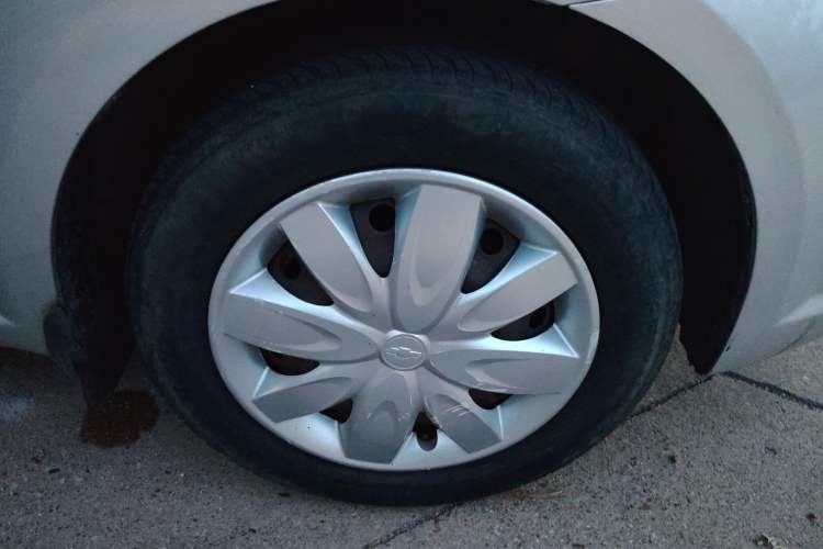 Used Chevrolet Lova 2010 1.4 MT Fengdu Version Right Front Wheel Hub