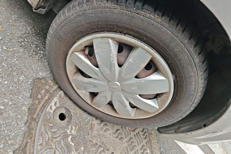 Used Chevrolet Lova 2010 1.4 AT Fashion Edition Right Front Wheel Hub