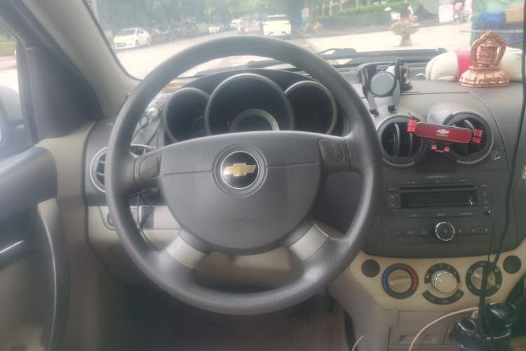 Used Chevrolet Lova 2010 1.4 AT Fashion Edition Steering Wheel
