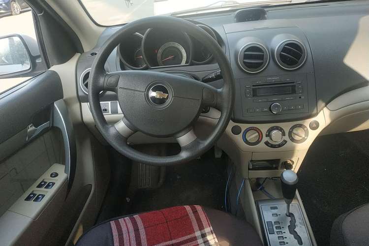 Used Chevrolet Lova 2010 1.4 AT Fashion Edition Steering Wheel