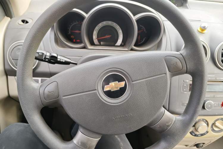 Used Chevrolet Lova 2010 1.4 MT Fengdu Version Steering Wheel