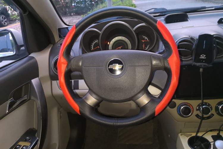 Used Chevrolet Lova 2010 1.4 AT Fashion Edition Steering Wheel