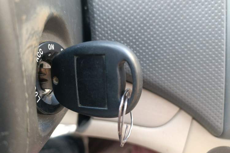 Used Chevrolet Lova 2010 1.4 MT Fengdu Version Vehicle Key