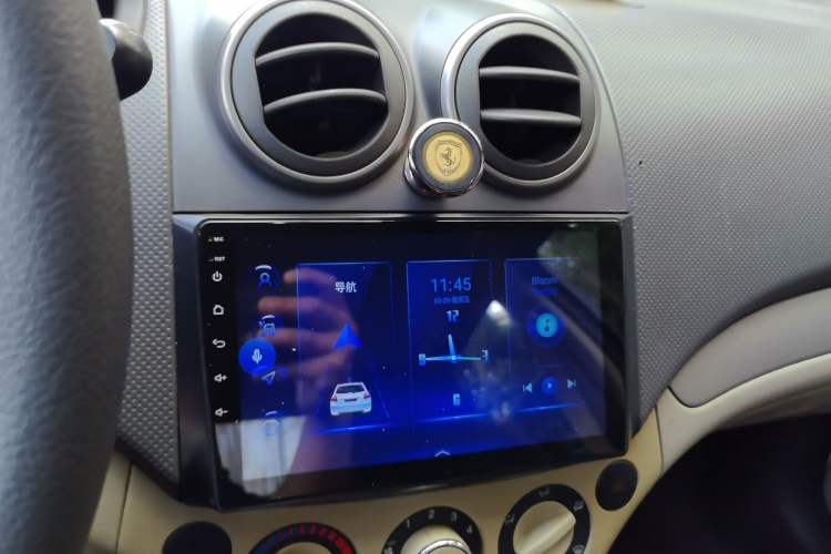 Used Chevrolet Lova 2010 1.4 MT Fengdu Version Audio And AC Panel