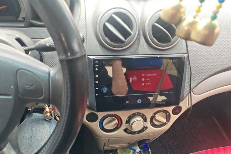 Used Chevrolet Lova 2010 1.6 AT Style Edition Audio And AC Panel