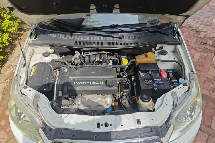 Used Chevrolet Lova 2010 1.4 AT Fashion Edition Engine Bay