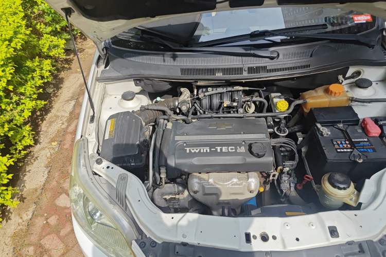 Used Chevrolet Lova 2010 1.4 AT Fashion Edition Engine Bay Right