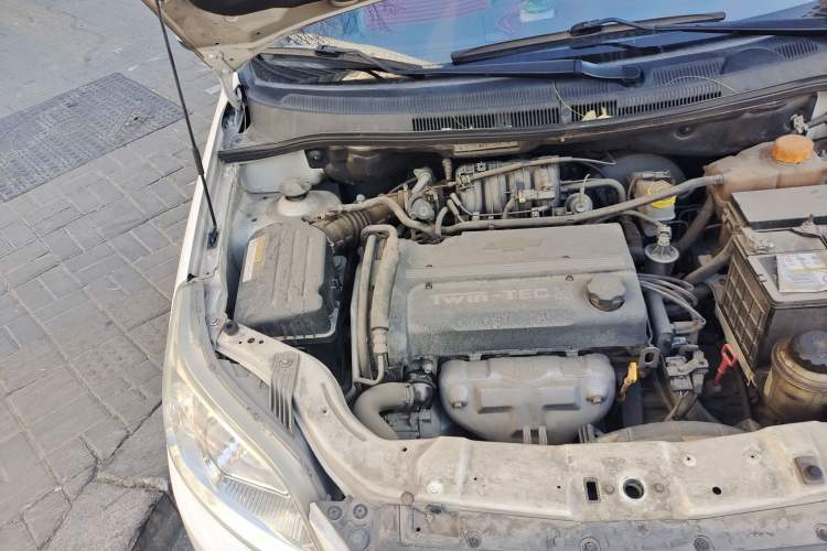 Used Chevrolet Lova 2010 1.4 AT Fashion Edition Engine Bay Right