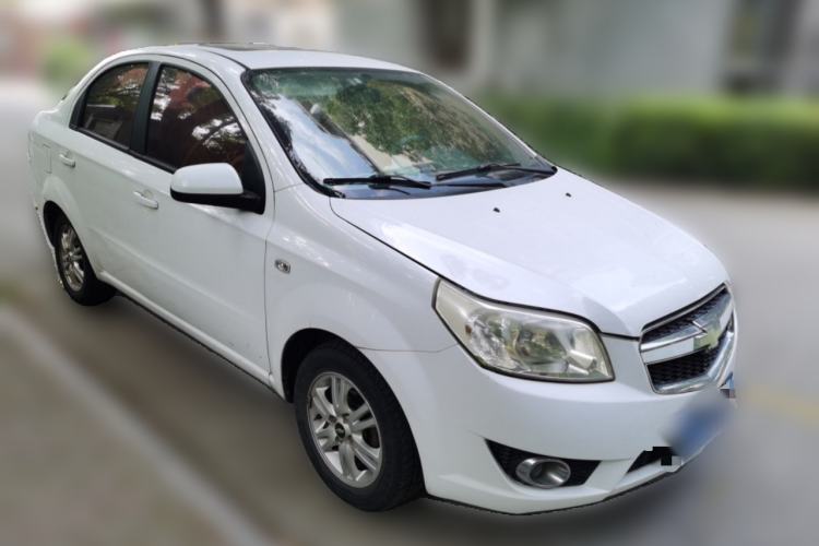 Used Chevrolet Lova 2010 1.6 AT Style Edition Front Right 45 Deg
