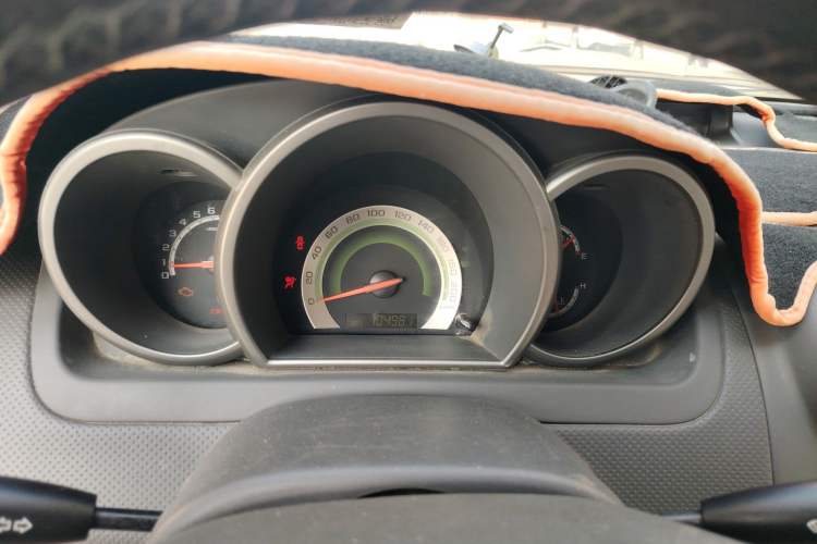 Used Chevrolet Lova 2010 1.4 MT Fengdu Version Instrument Cluster