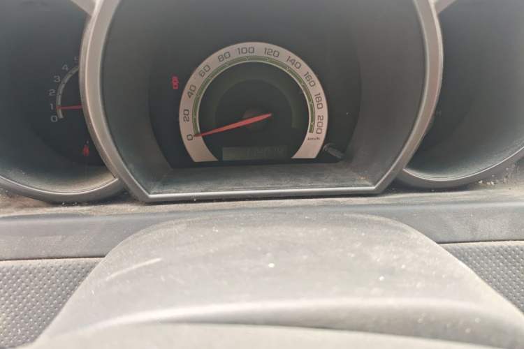 Used Chevrolet Lova 2010 1.6 AT Style Edition Instrument Cluster
