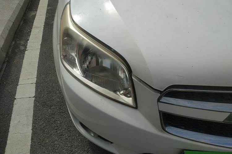 Used Chevrolet Lova 2010 1.4 MT Fengdu Version Right Front Headlight