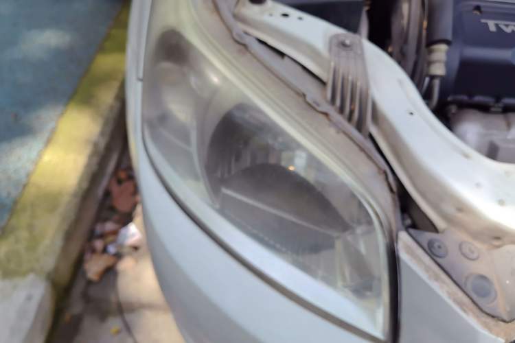 Used Chevrolet Lova 2010 1.4 MT Fengdu Version Right Front Headlight