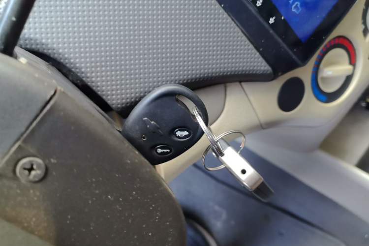 Used Chevrolet Lova 2010 1.4 MT Fengdu Version Vehicle Key