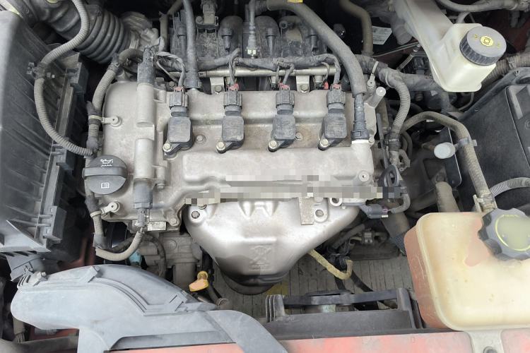 Used Chevrolet Lova RV 2016 1.5L Automatic Comfort Edition Engine Bay