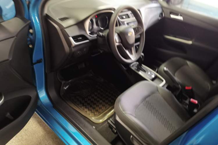 Used Chevrolet Lova RV 2016 1.5L Automatic Smart Drive Edition Driver Seat