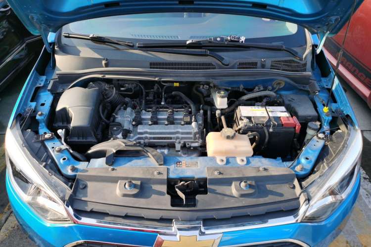 Used Chevrolet Lova RV 2016 1.5L Automatic Comfort Edition Engine Bay