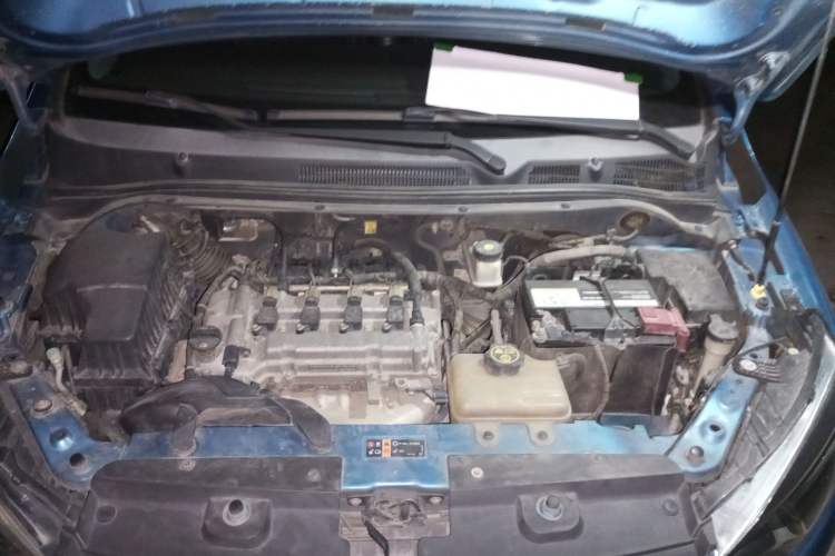 Used Chevrolet Lova RV 2016 1.5L Automatic Comfort Edition Engine Bay