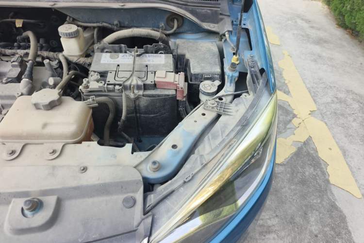 Used Chevrolet Lova RV 2016 1.5L Automatic Comfort Edition Engine Bay Left