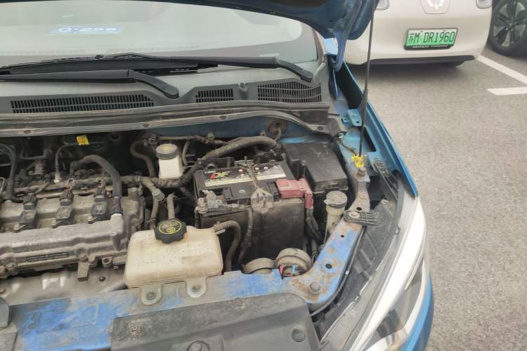 Used Chevrolet Lova RV 2016 1.5L Automatic Smart Drive Edition Engine Bay Left