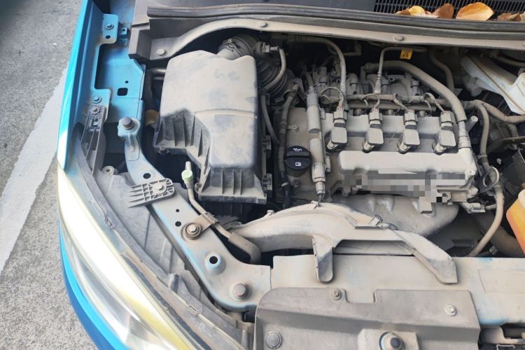 Used Chevrolet Lova RV 2016 1.5L Manual Comfort Edition Engine Bay Right