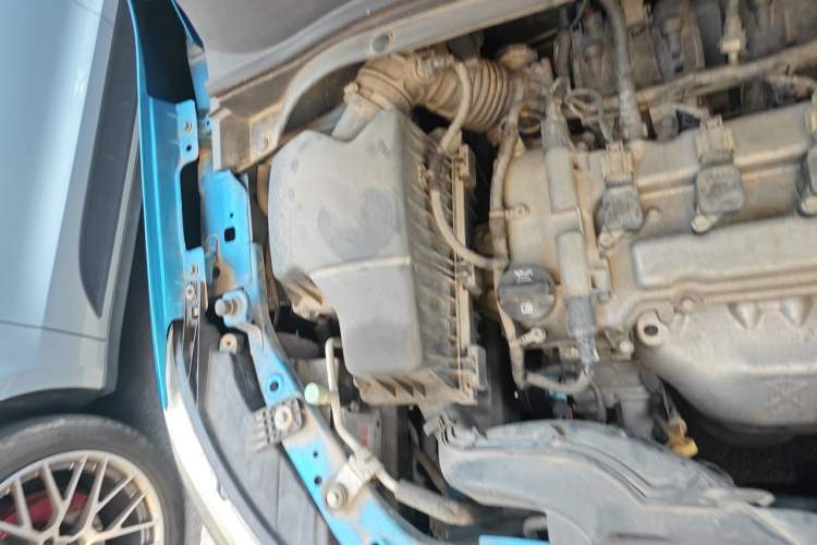 Used Chevrolet Lova RV 2016 1.5L Automatic FunDrive Edition Engine Bay Right