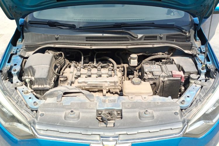 Used Chevrolet Lova RV 2016 1.5L Automatic Comfort Edition Engine Bay