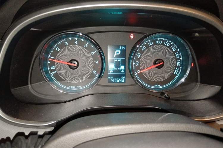 Used Chevrolet Lova RV 2016 1.5L Automatic Comfort Edition Instrument Cluster