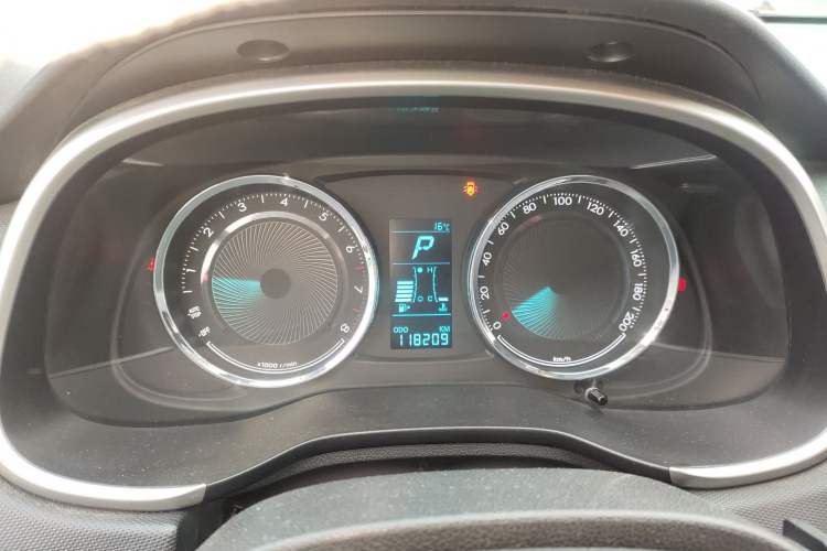 Used Chevrolet Lova RV 2016 1.5L Automatic Smart Drive Edition Instrument Cluster