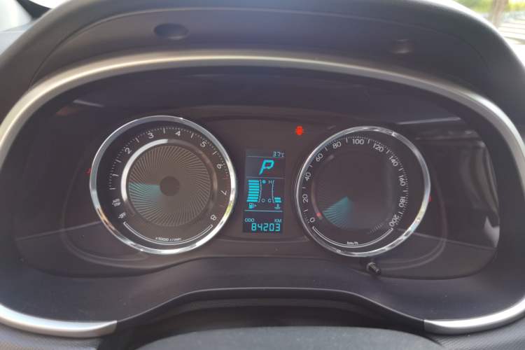 Used Chevrolet Lova RV 2016 1.5L Automatic Smart Drive Edition Instrument Cluster