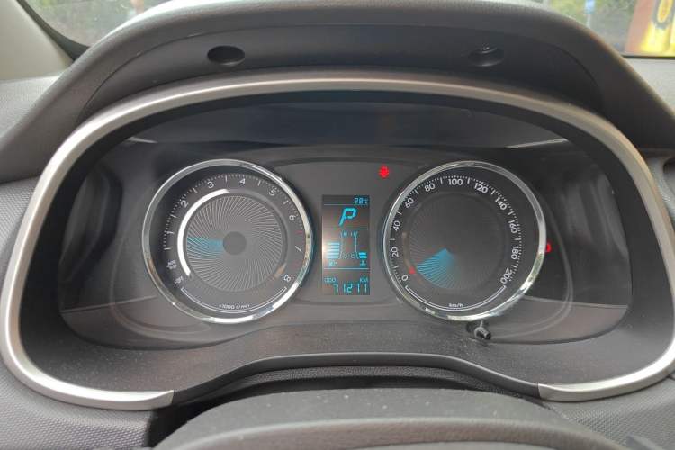 Used Chevrolet Lova RV 2016 1.5L Automatic Smart Drive Edition Instrument Cluster