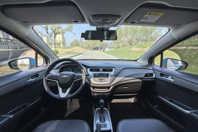 Used Chevrolet Lova RV 2016 1.5L Automatic Smart Drive Edition Interior 3