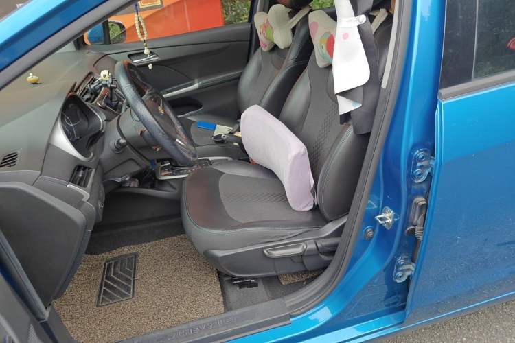 Used Chevrolet Lova RV 2016 1.5L Automatic Smart Drive Edition Left Front Seat