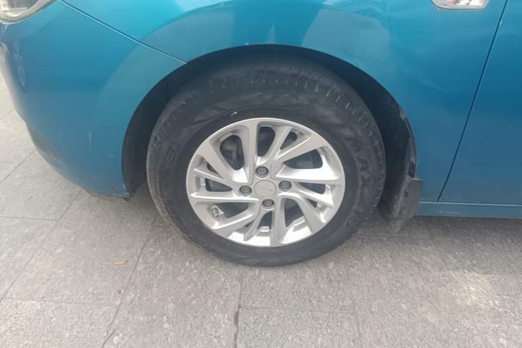 Used Chevrolet Lova RV 2016 1.5L Automatic Comfort Edition Left Front Wheel Hub