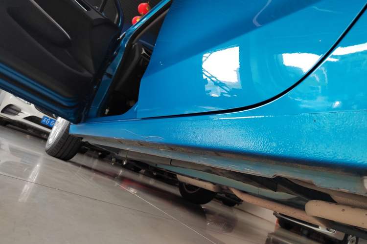 Used Chevrolet Lova RV 2016 1.5L Automatic FunDrive Edition Left Side Sill
