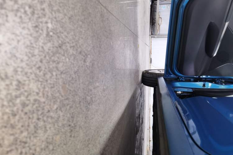 Used Chevrolet Lova RV 2016 1.5L Automatic Smart Drive Edition Left Side Sill