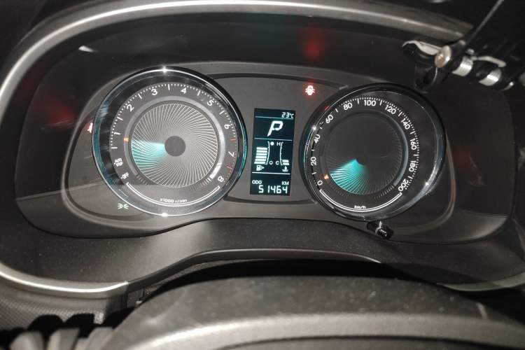 Used Chevrolet Lova RV 2016 1.5L Automatic FunDrive Edition Odometer Close Up