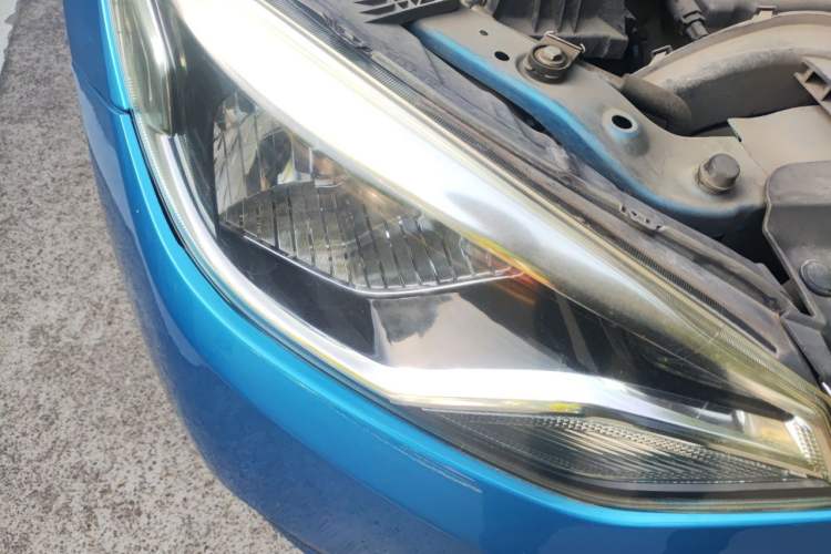 Used Chevrolet Lova RV 2016 1.5L Manual Comfort Edition Right Front Headlight