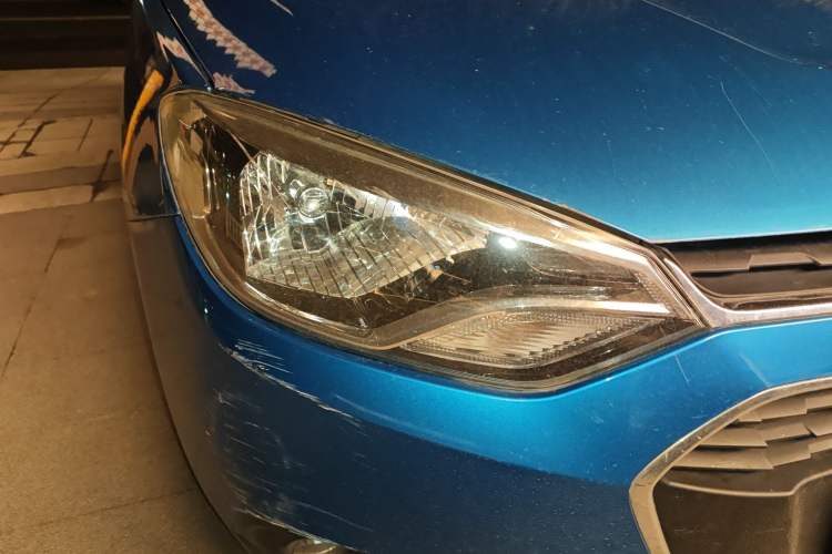 Used Chevrolet Lova RV 2016 1.5L Automatic Smart Drive Edition Right Front Headlight