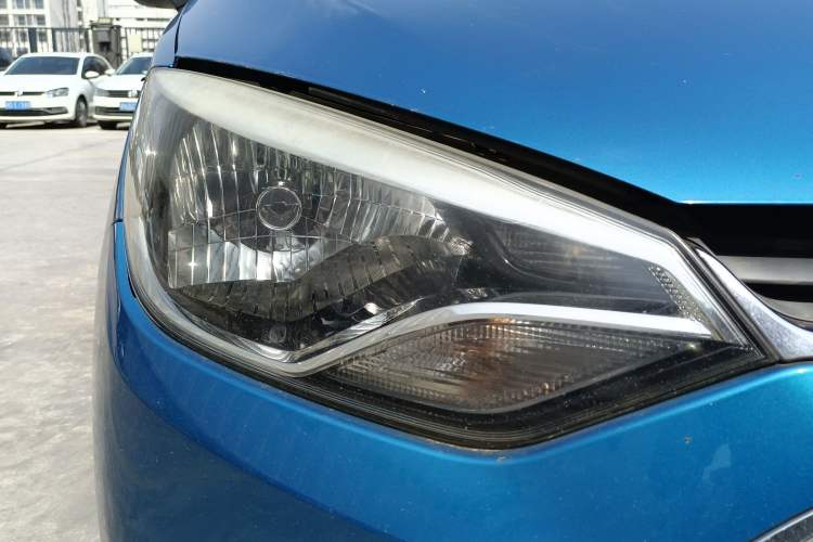 Used Chevrolet Lova RV 2016 1.5L Automatic Comfort Edition Right Front Headlight