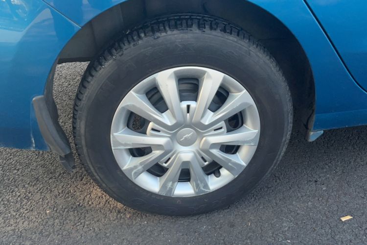 Used Chevrolet Lova RV 2016 1.5L Automatic Comfort Edition Right Rear Wheel Hub