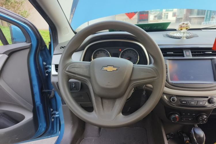 Used Chevrolet Lova RV 2016 1.5L Automatic Comfort Edition Steering Wheel