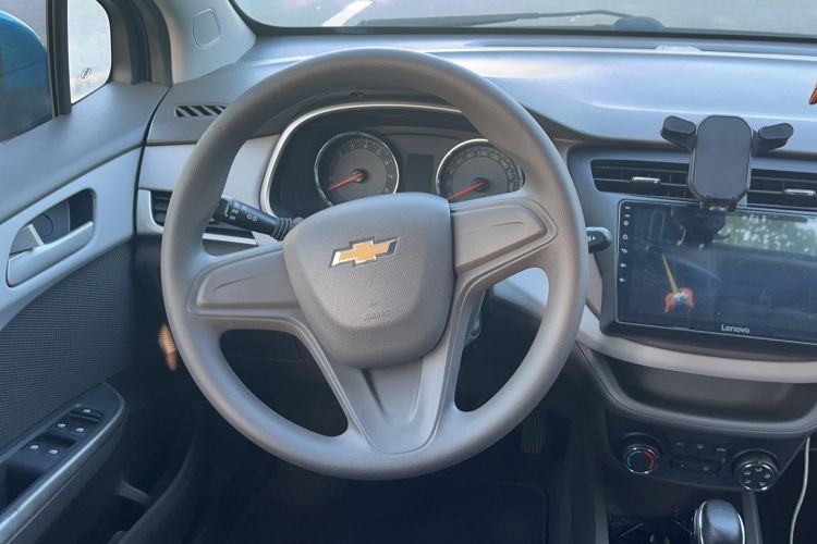 Used Chevrolet Lova RV 2016 1.5L Automatic Comfort Edition Steering Wheel