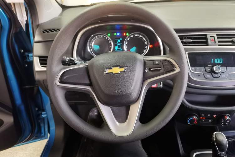 Used Chevrolet Lova RV 2016 1.5L Automatic Smart Drive Edition Steering Wheel