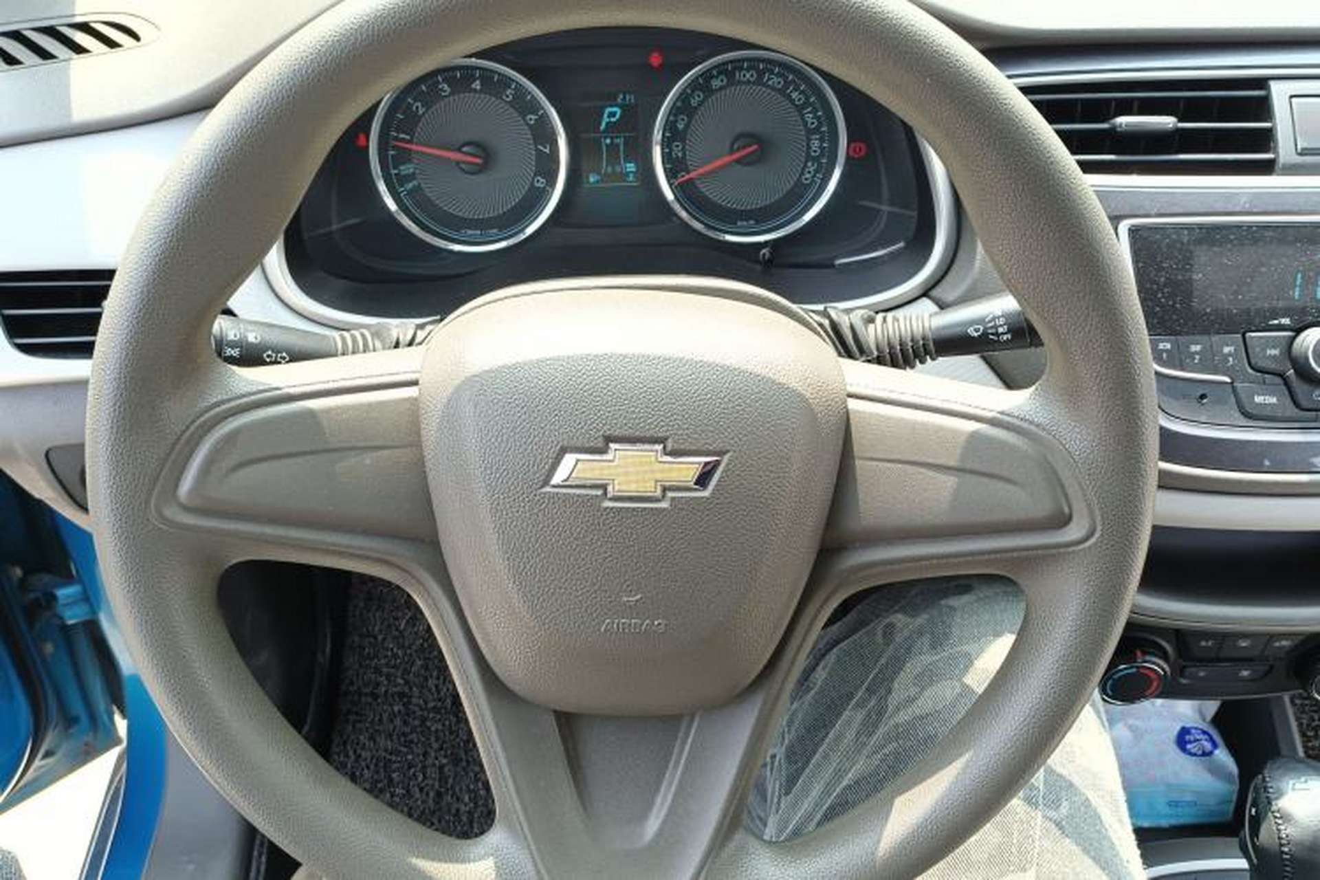 Used Chevrolet Lova RV 2016 1.5L Automatic Comfort Edition Steering Wheel