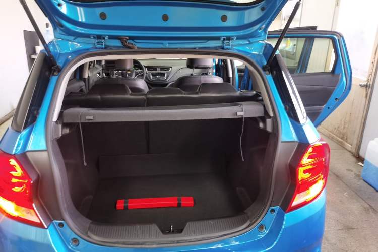 Used Chevrolet Lova RV 2016 1.5L Automatic Smart Drive Edition Trunk