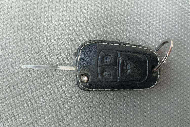 Used Chevrolet Lova RV 2016 1.5L Automatic Comfort Edition Vehicle Key