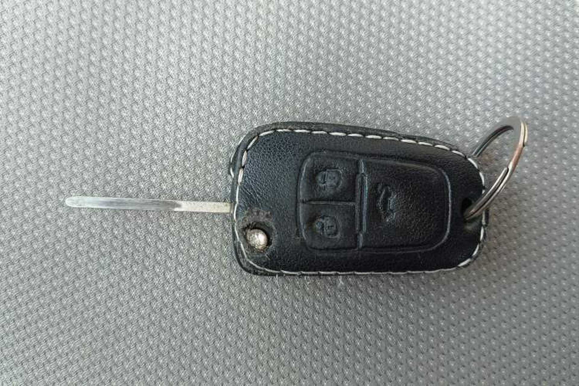 Used Chevrolet Lova RV 2016 1.5L Automatic Comfort Edition Vehicle Key